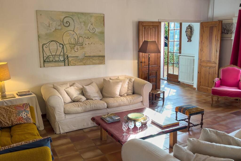 Mas De Charme En Pleine Camargue Vila Saint-Gilles  Exterior foto